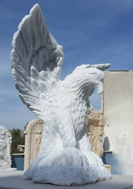 Mermer  Kartal heykeli-805