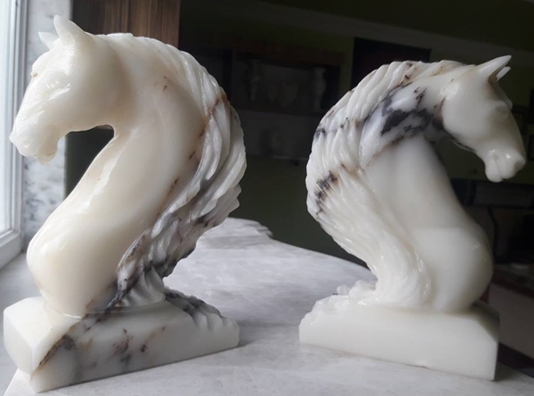 Mermer at başı-055