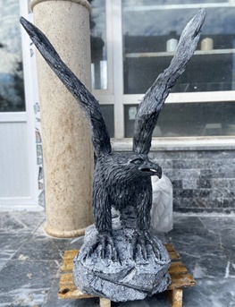 Mermer  Kartal heykeli-900