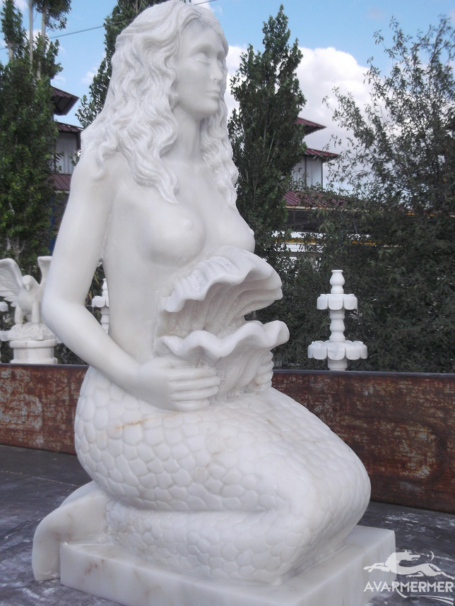 Heykel 401 Deniz Kızı