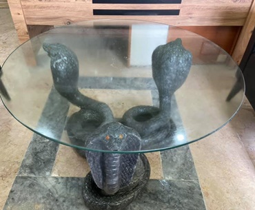 Mermer Yılanlı sehpa